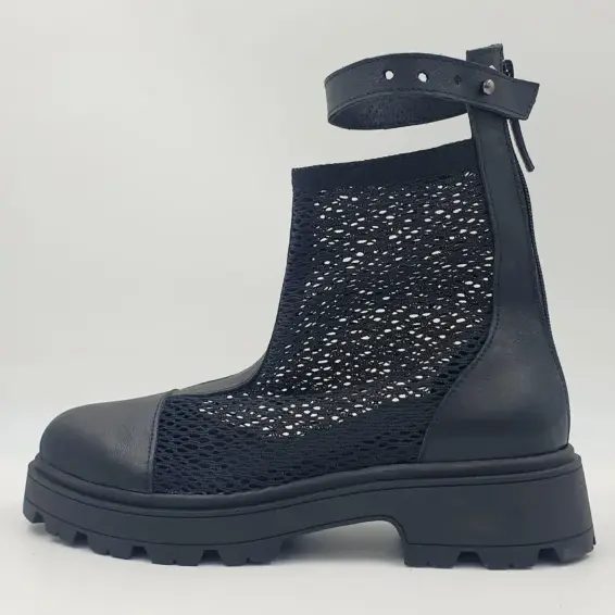 Γυναικεία καλοκαιρινά μποτάκια